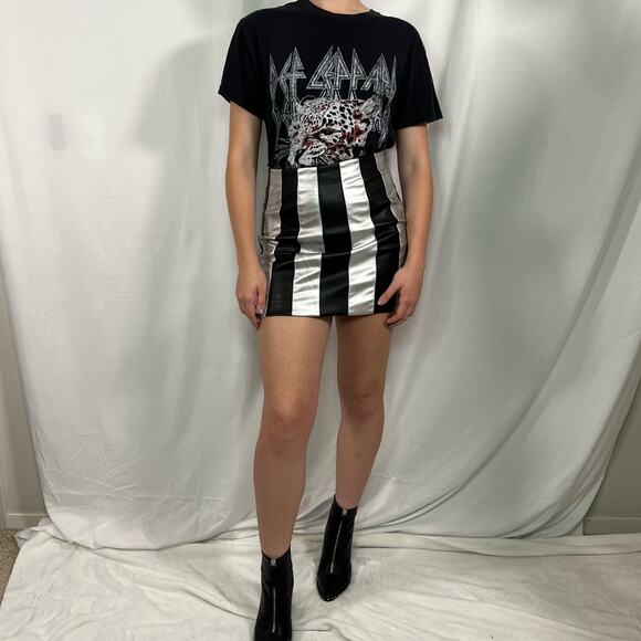 Buddy Love Black and Silver Metallic Faux Leather Mini Skirt NWT - Picture 1 of 8